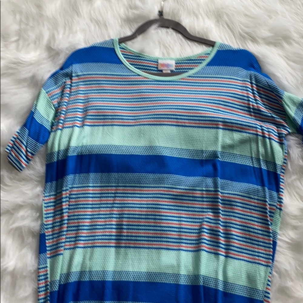 Lularoe Irma shirt